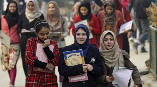 Schools and Govt. offices reopened today in Kashmir